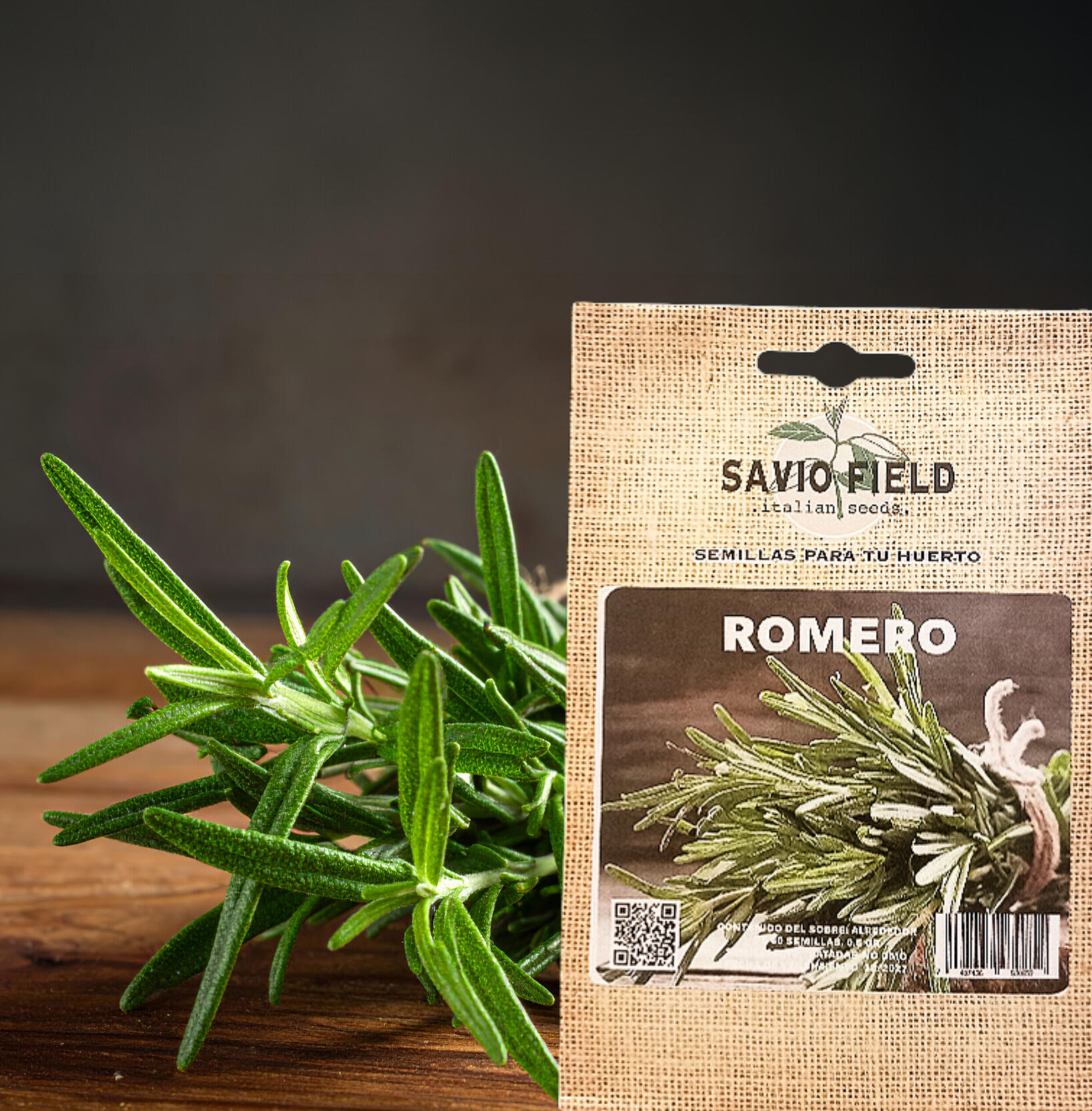 Romero (Rosmarinus officinalis, ahora Salvia rosmarinus) Características: Arbusto leñoso, hojas finas y aromáticas; usado como condimento y medicinal. Vitaminas: A, C, B6.