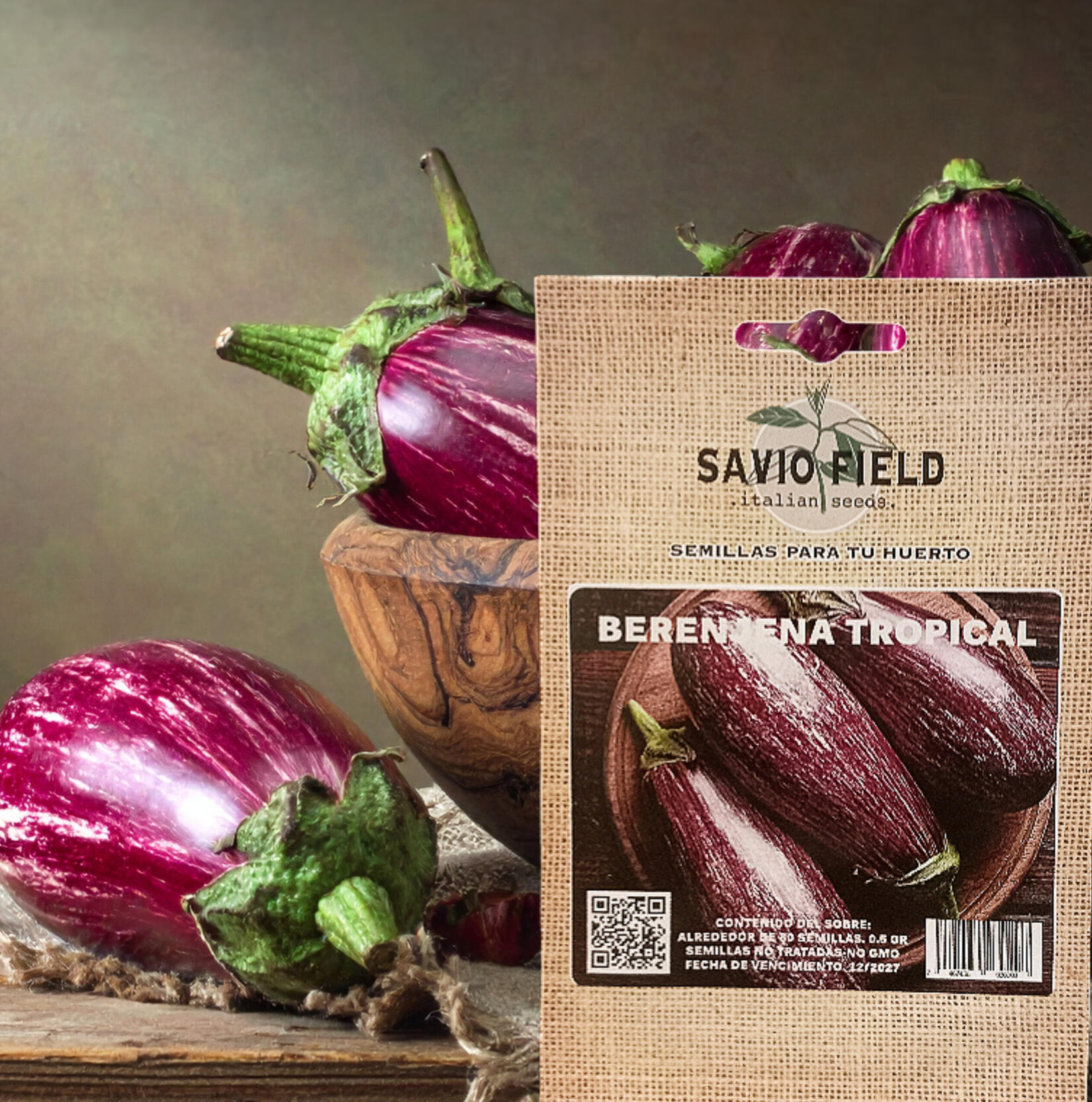 Berenjena tropical (Solanum melongena var. tropicalis) Características: Fruto alargado o redondo, piel morada brillante; resistente a climas cálidos. Vitaminas: B1, B3, B6, C y ácido fólico.